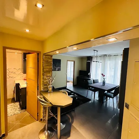 Tour Eiffel Convention Apartment *